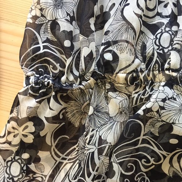 Penta sheer black and white long sleeve blouse - Picture 7 of 7